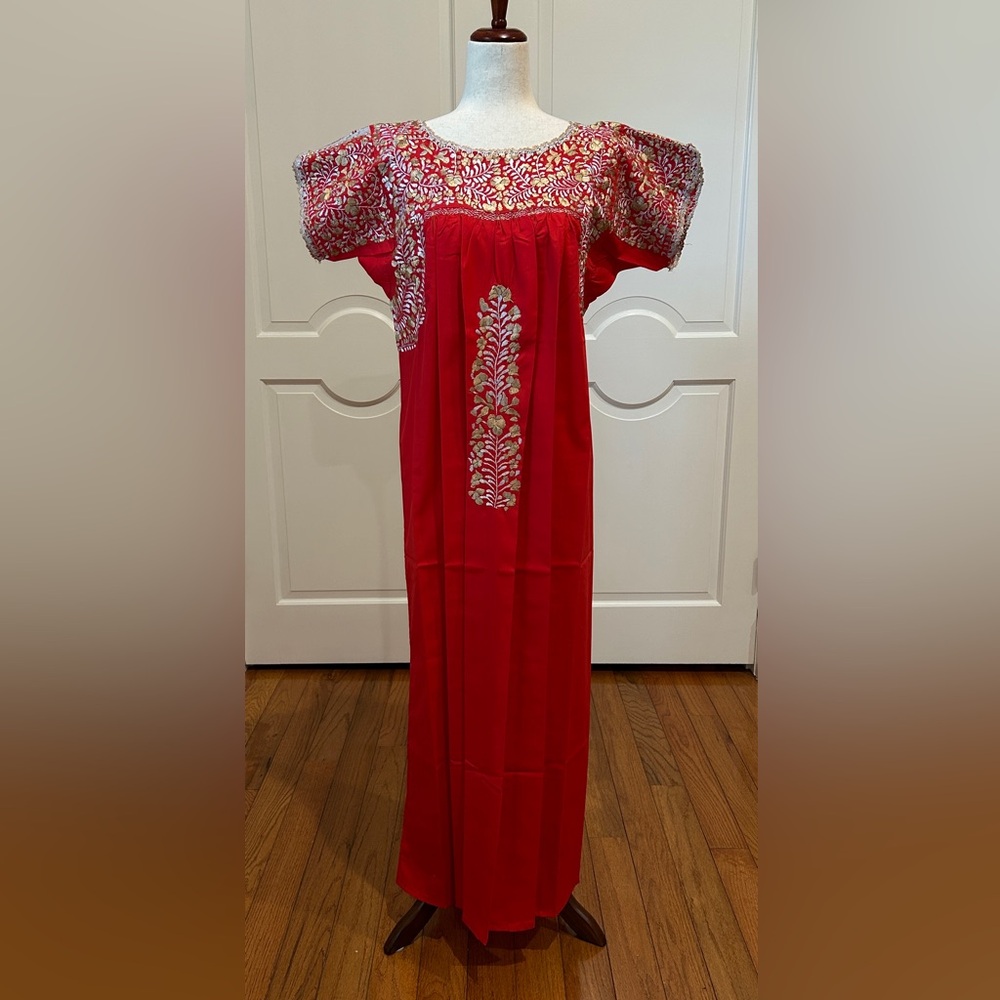 San Antonino Maxi Dress,Oaxaca Mexican dress.Hand Embroidered with Silk threads.